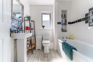 Photo 31- click for photo gallery